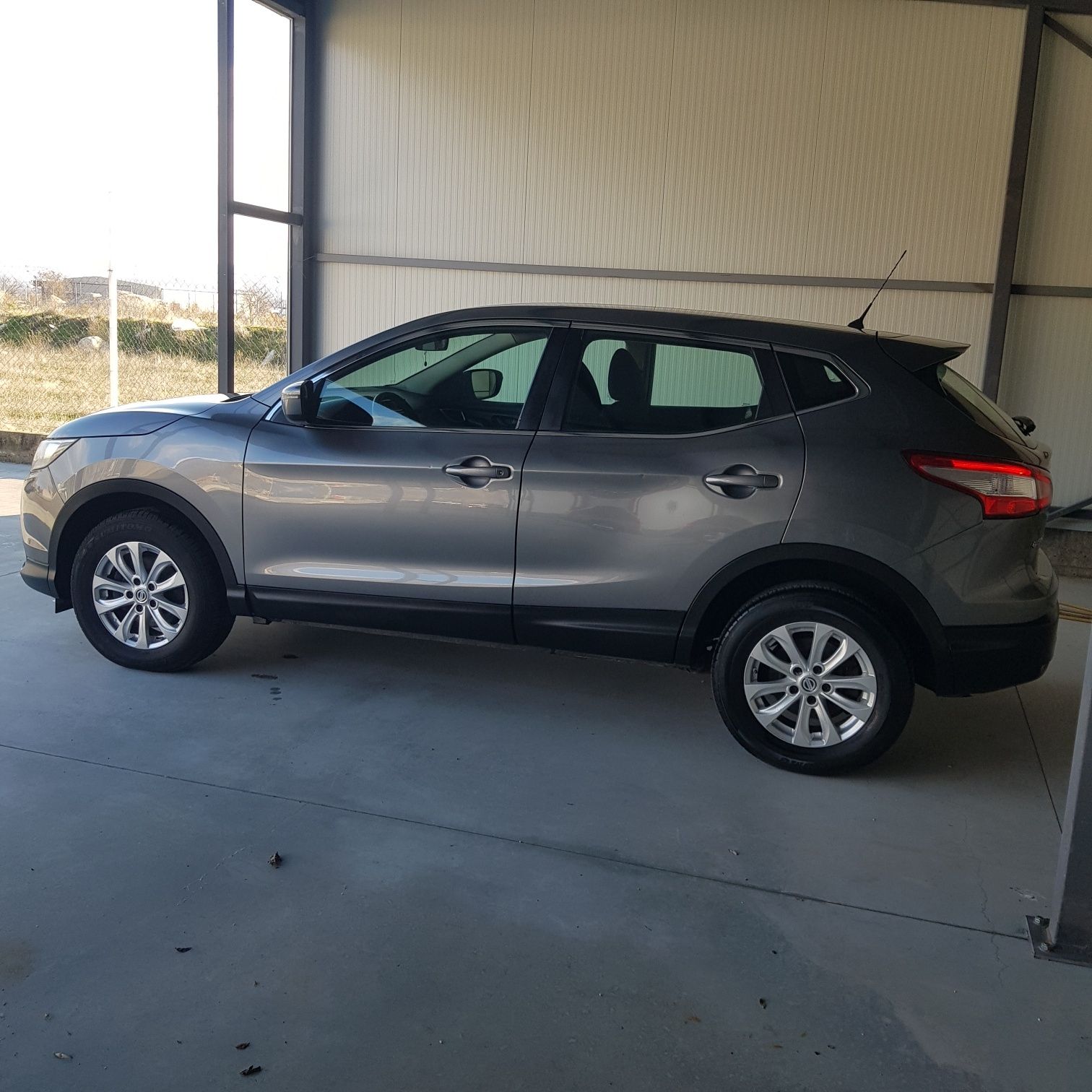 Nissan- Qashqai 1.5 DCI