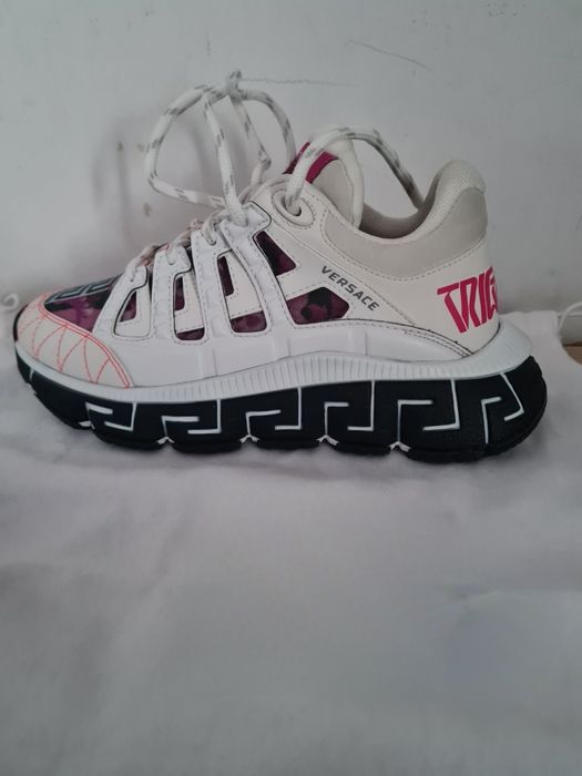 Versace Trigreca roz cu alb