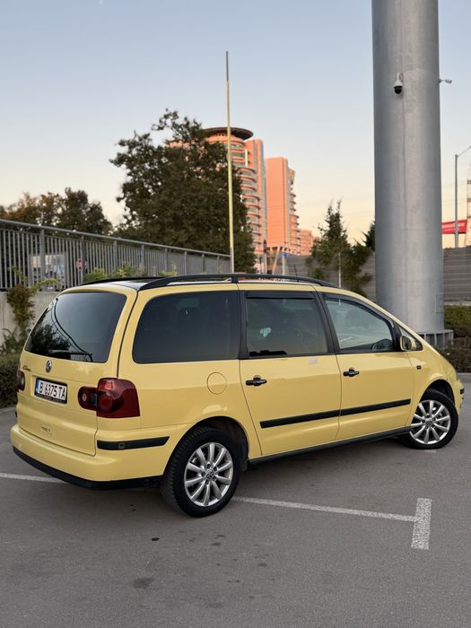 VW Sharan 2.0 Газ/Бензин 6+1