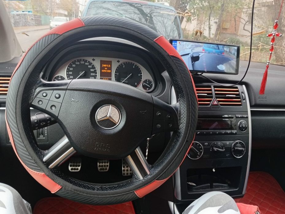 Vând Mercedes B200 , 2.0 CDI