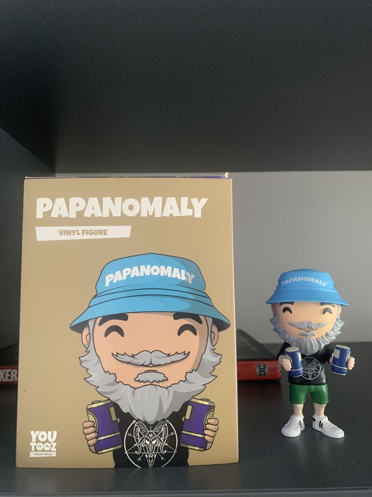 Figurina Papanomaly Youtooz Editie Limitata