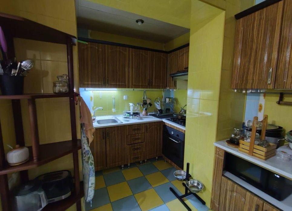 Срочно! Квартира на Ц5 3/1/4 общ пл 70м +Подвал