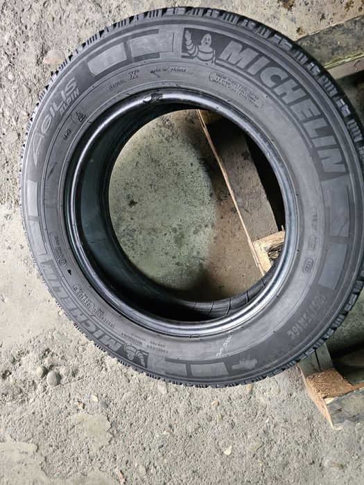 2 anvelope iarna 185 75 16C Michelin 2021