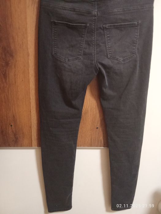 Еластични дънки 10лв