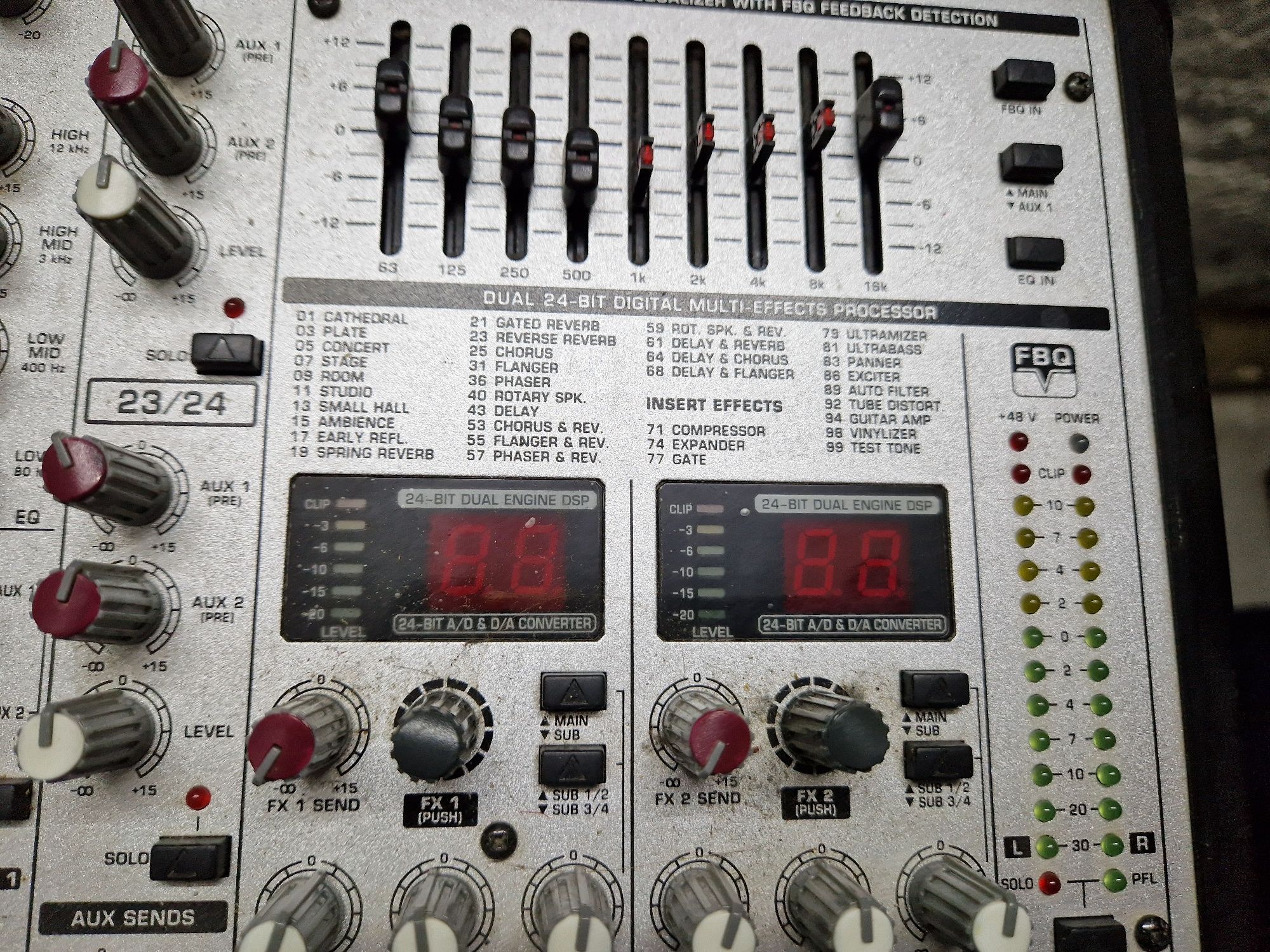 Mixer behringer sl2442fx pro