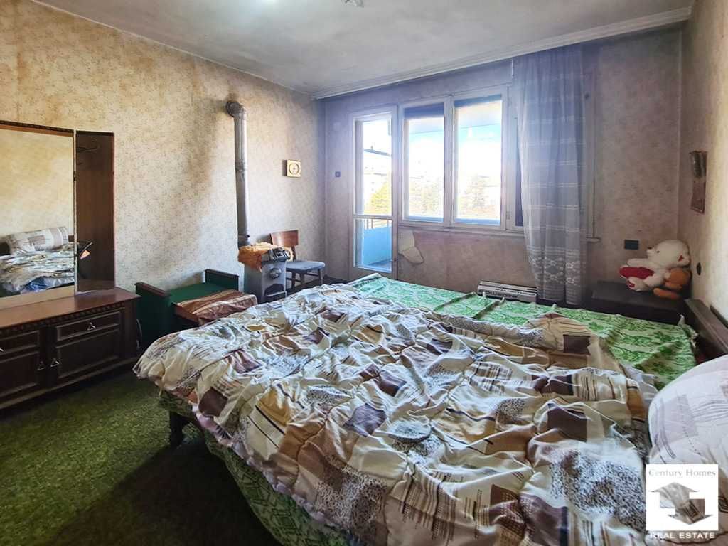 104868 ЕКСКЛУЗИВНО! Многостаен апартамент, широк център, В. Търново