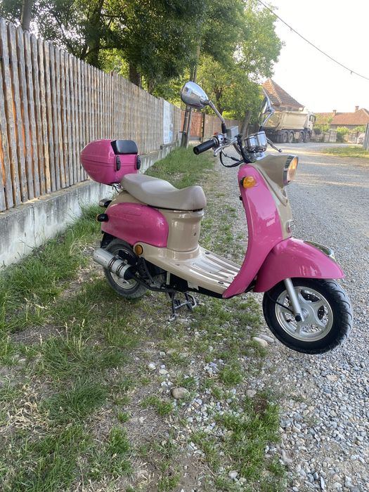 Scuter 49cc cu acte.
