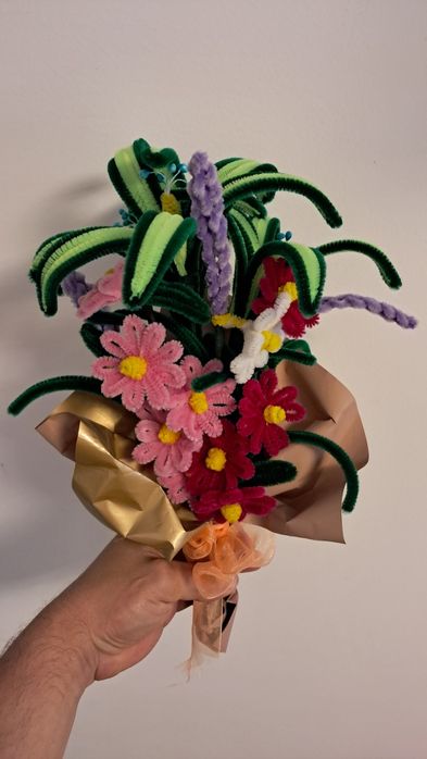 Buchete flori sarma plusata cadou ornament