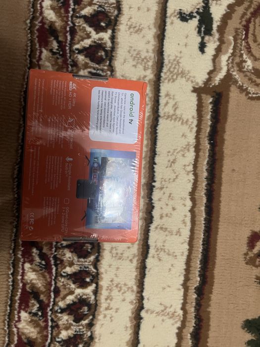 Продам приставку m8 mini 4k внутри имееться ютуб,гугл,и всякие соц сет