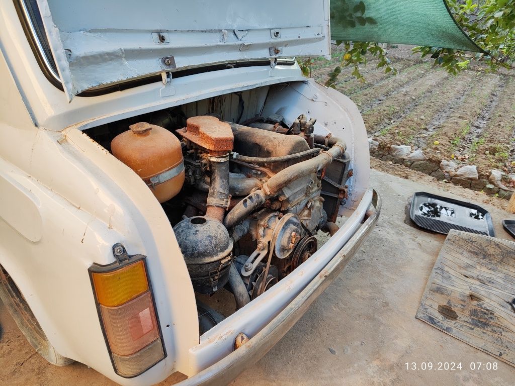 ЗАЗ 965 марка сотилади