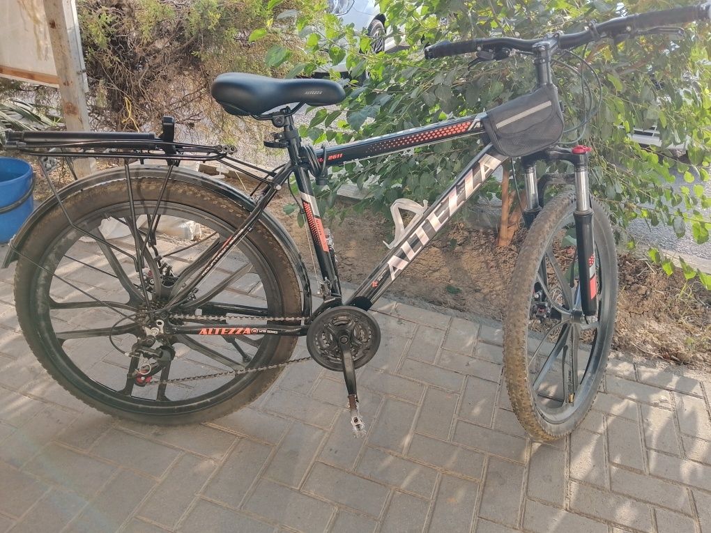 Velosiped yangi  .