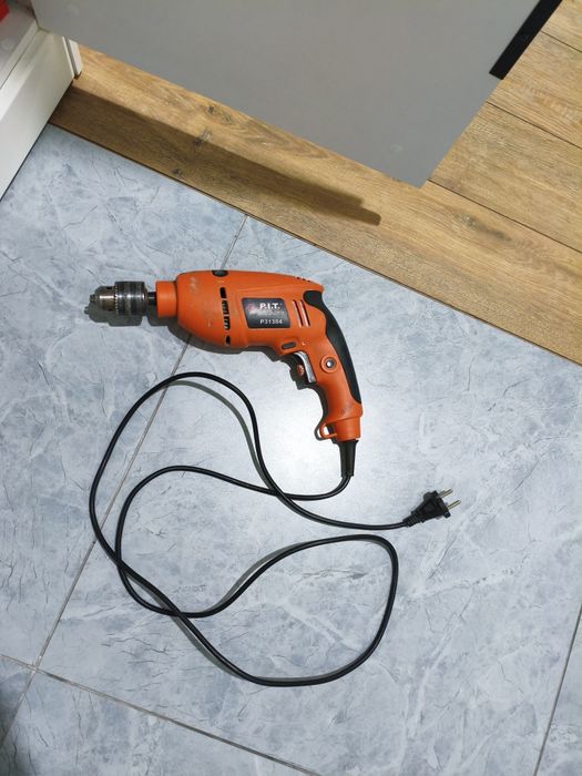 Продаю дрель ударную PIT б/у