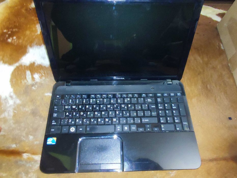 Лаптоп (toshiba satellite l850-1jx)
