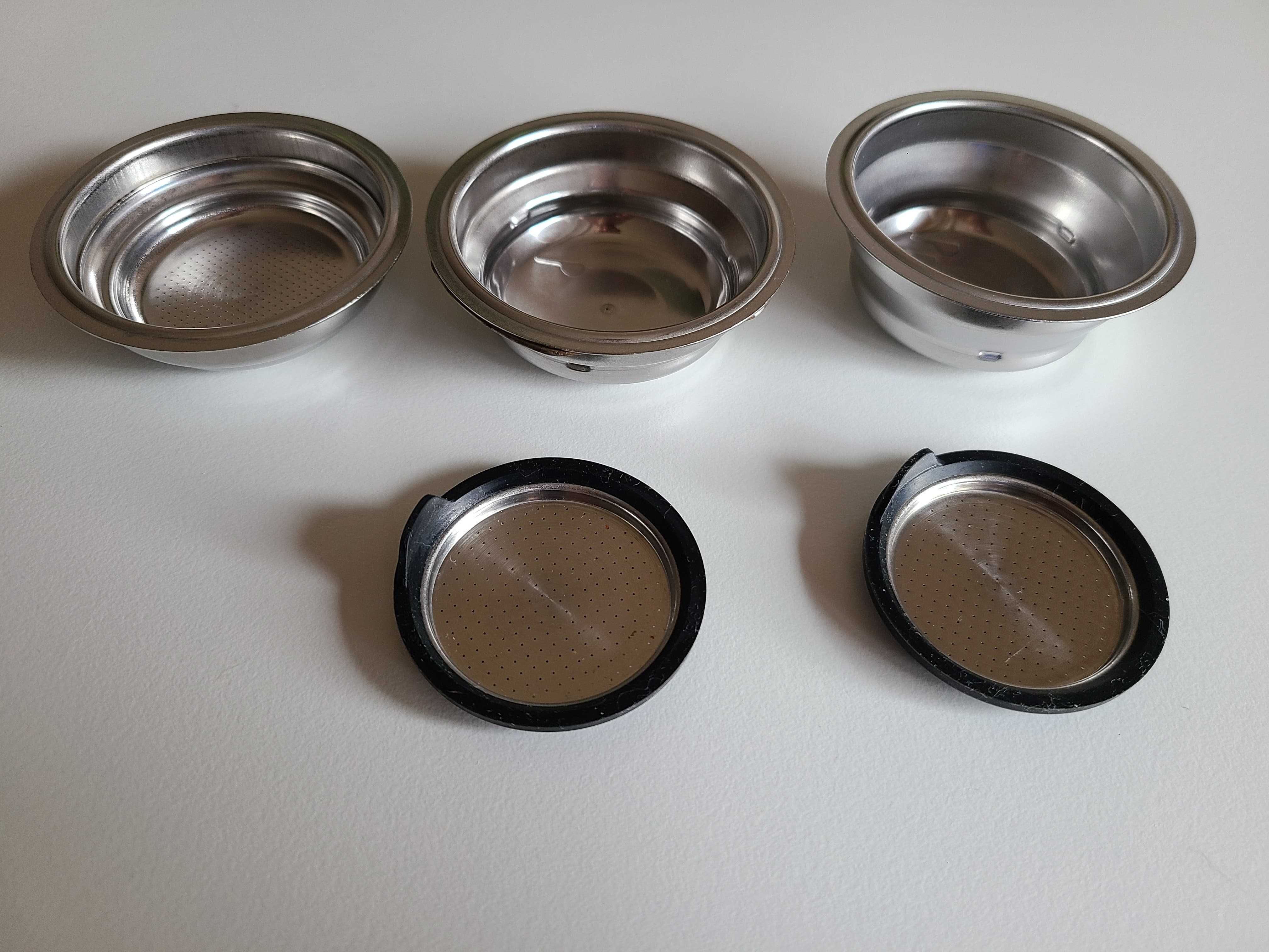 Filtru/filtre portafiltru + site aparat cafea DeLonghi