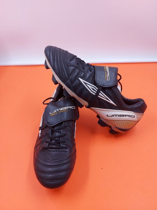 Umbro номер 44 Оригинални футболни обувки