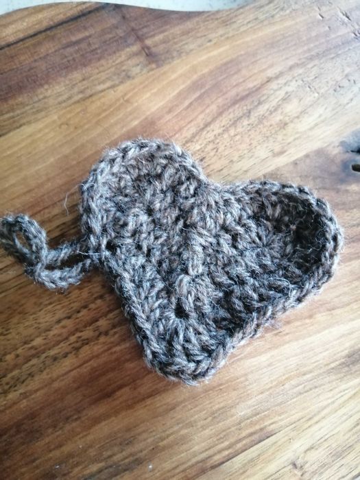 Вълнена гъба за миене на чинии. Сърце