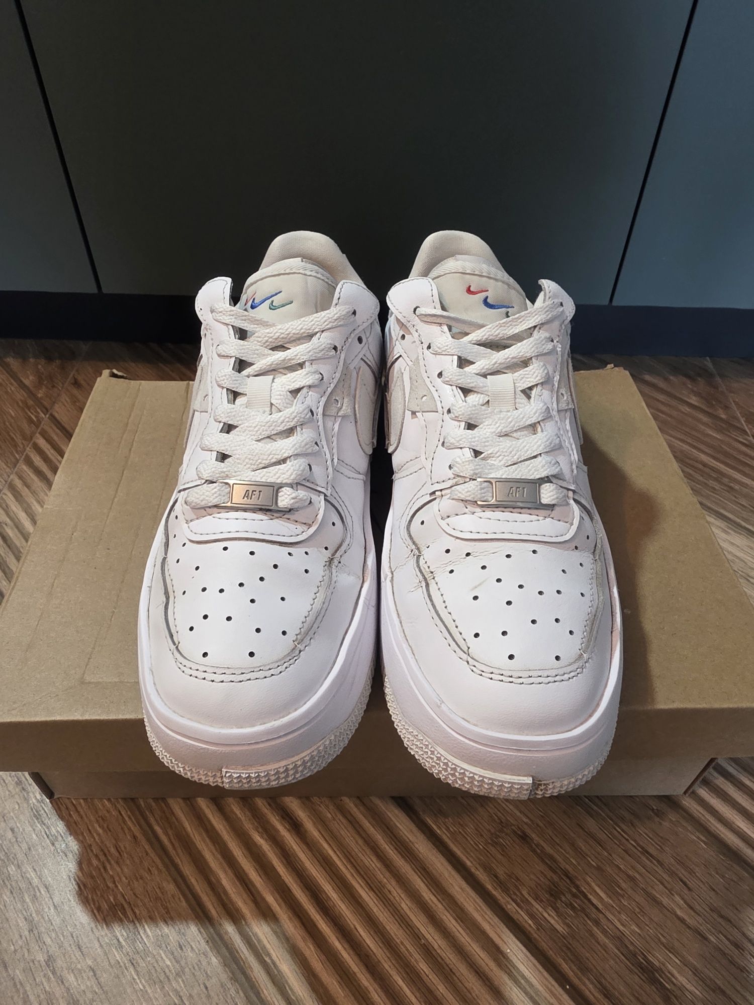 Дамски маратонки NIKE AIR FORCE  1 React