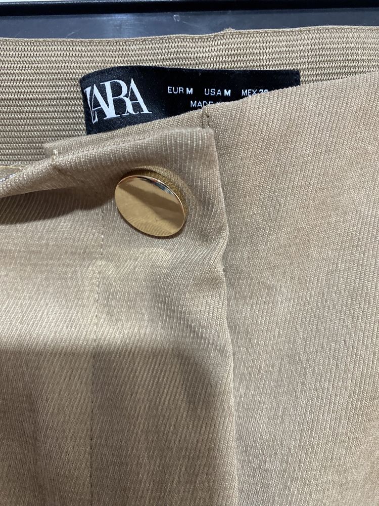 Pantaloni maro Zara