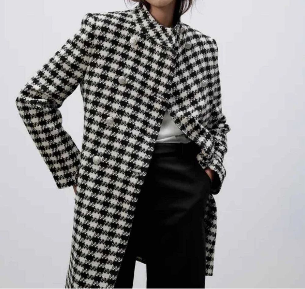Палто ZARA XS на квадрати