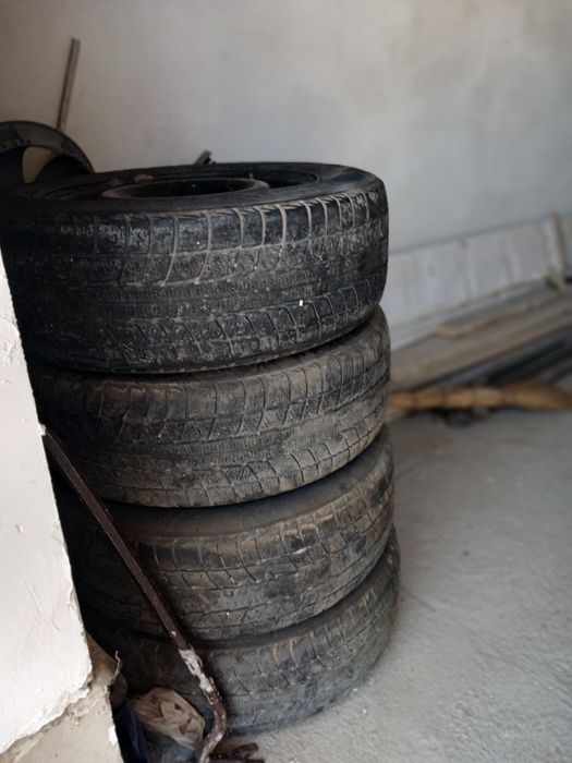 Зимние шины , б.у