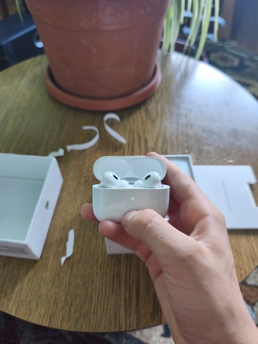 Airpods 2 căști noi