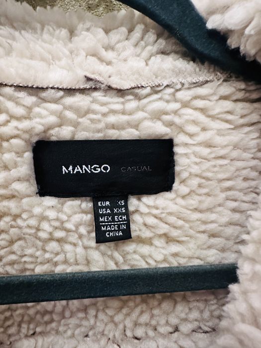 Vand jacheta/cojoc Mango blana artificiala XS