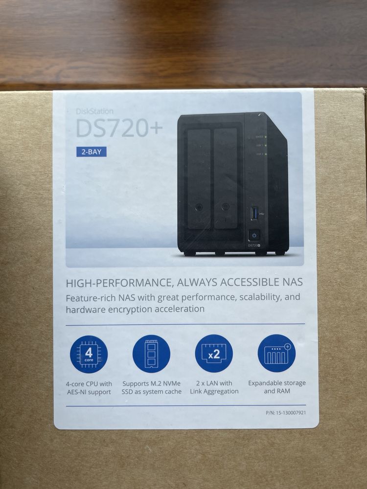 Продам Сетевое хранилище Synology DS720+