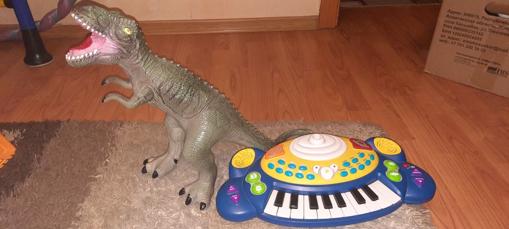 Продам игрушки в отличном состоянии