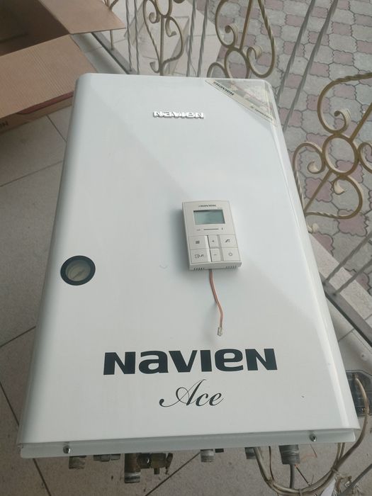 Продам NAVIEN Айс газовый котел 120000 то договорная.