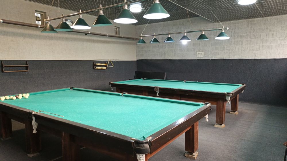 Bilyard stol sotiladi