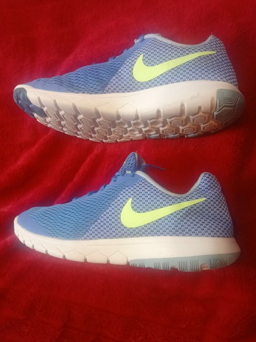 Маратонки найк 39 номер-оригинални