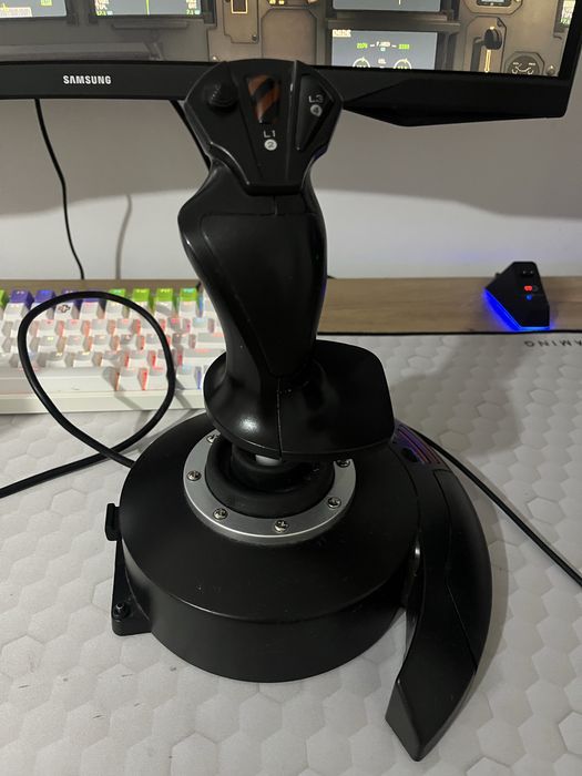 Joystick Thrustmaster Flight Hotas X