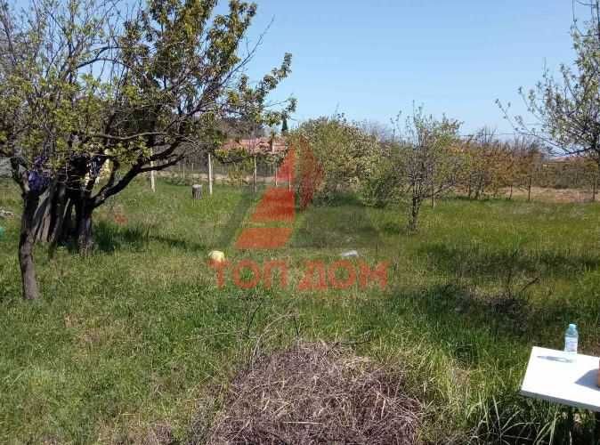 Дава се под наем Парцел в Варна, м-т Боровец - север - 630 кв.м за 408 € - Снимка #1