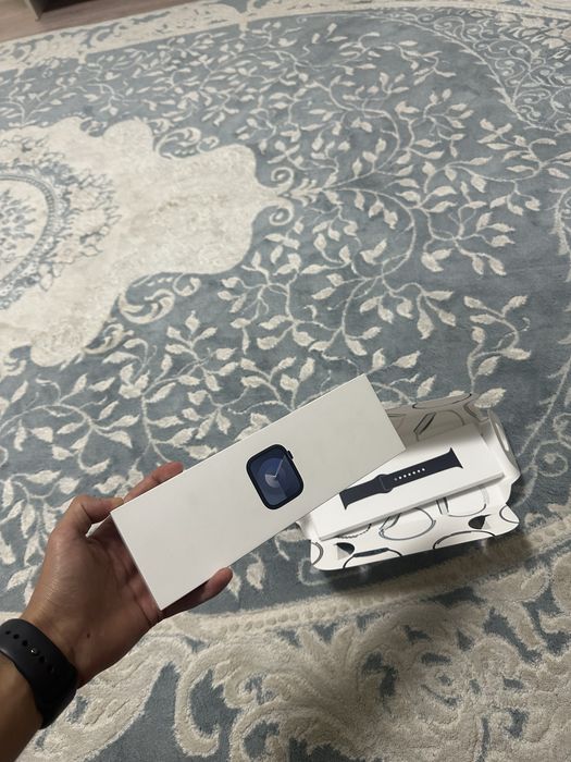 Продам apple watch 9 45мм