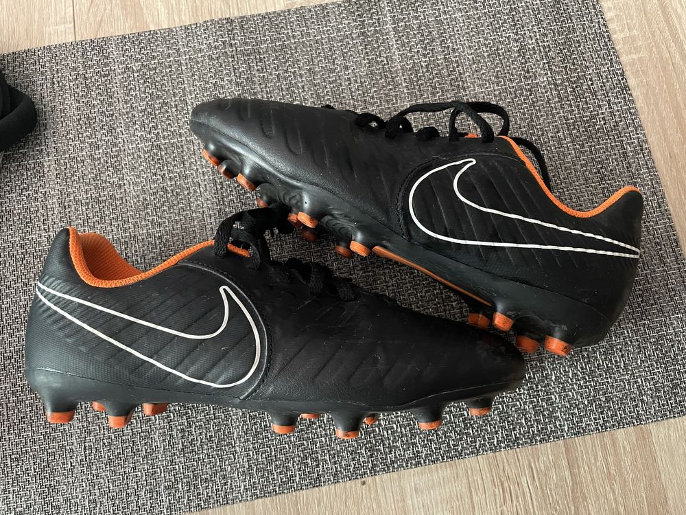 Crampoane Nike Timepo 37.5 CA NOI