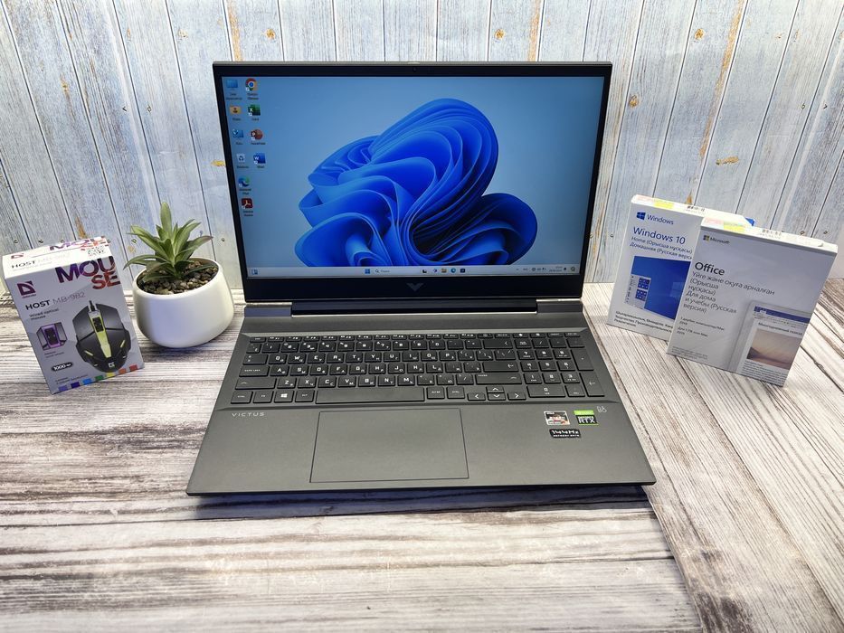 HP Victus 16 | Ryzen 5-5600H | 16GB | RTX3050 | 512GB SSD | 16” FHD
