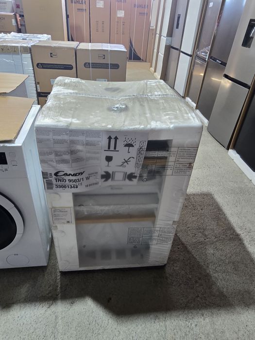 Нова мини кухня/печка  със съдомиялна Candy Trio бяла