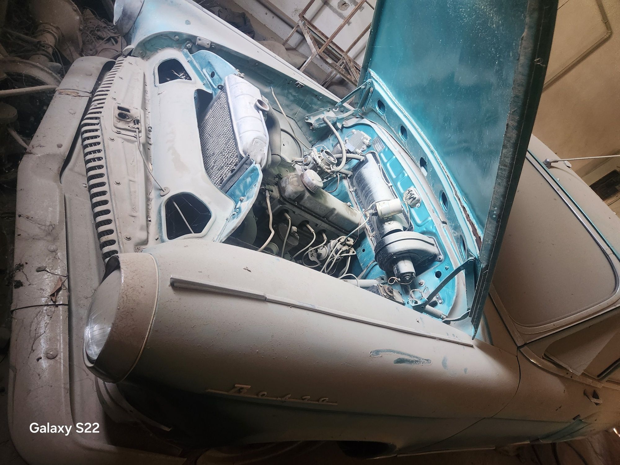 Газ 21 волга сотилади