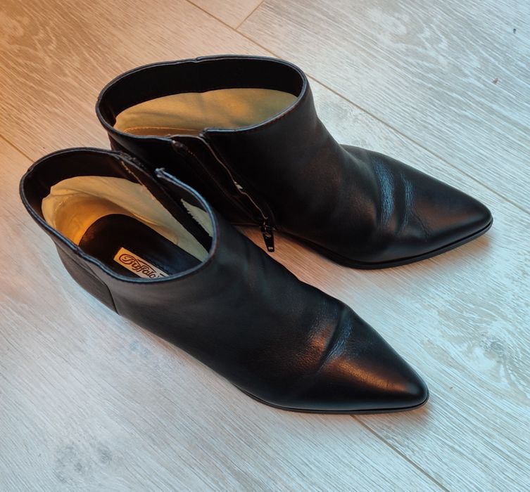 Черни ботуши истинска кожа, размер 36