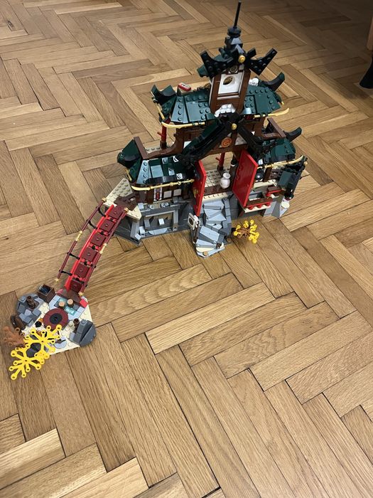 Lego Ninjago set rar - cod 71767 - Templul Dojo pentru ninja