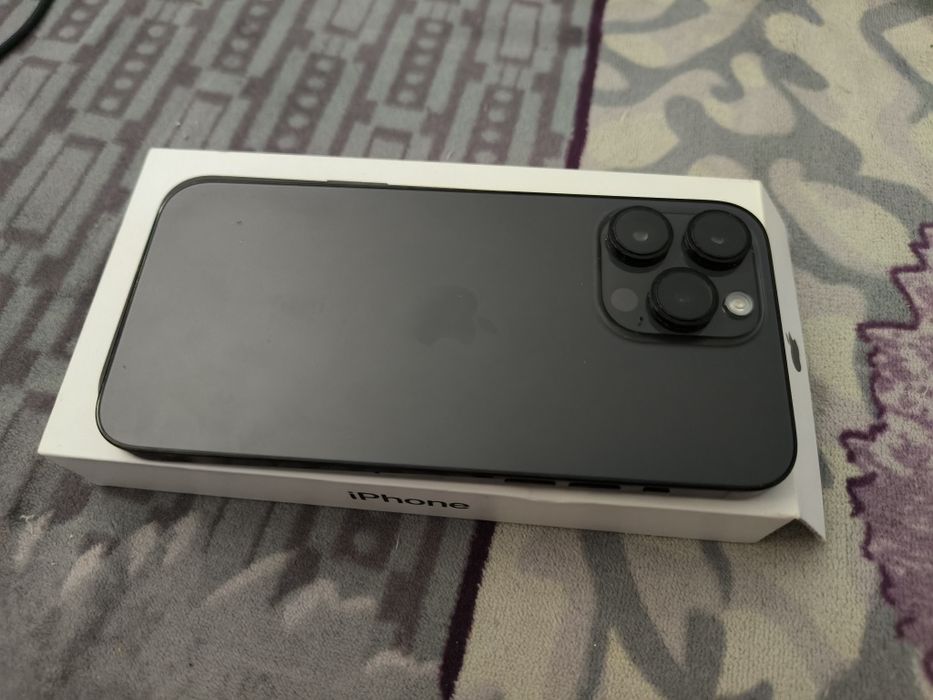 Продаем iPhone 14 pro max 256 gb

Одна физическая сим карта +