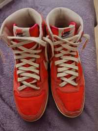 Bascheti portocalii Nike