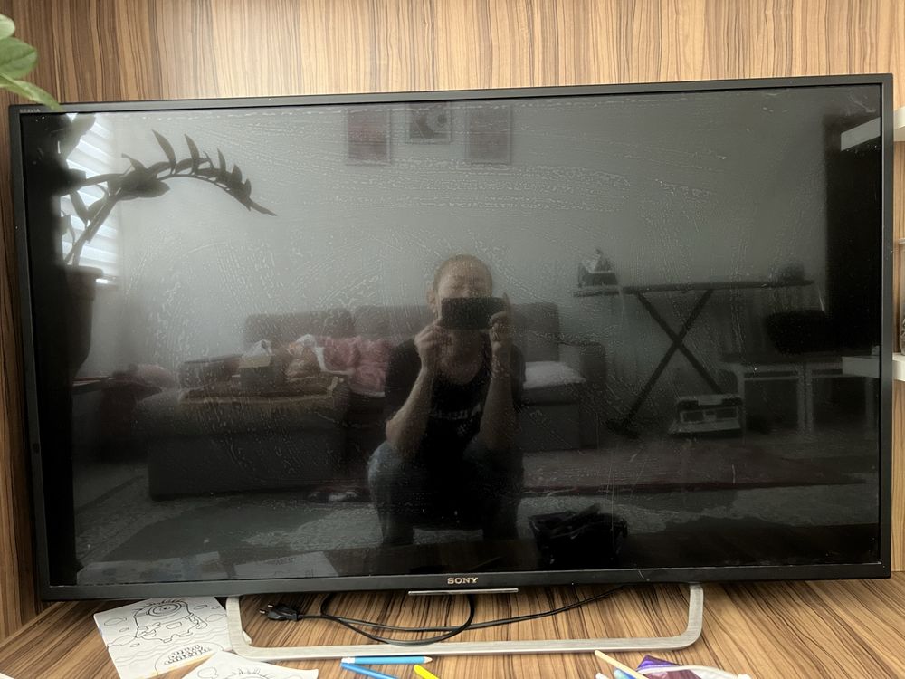 Продам LED- телевизор