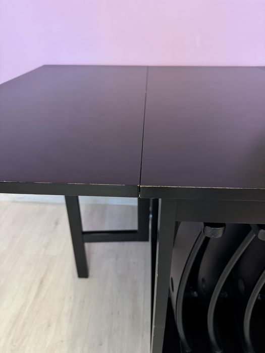 Masa plianta neagra cu scaune