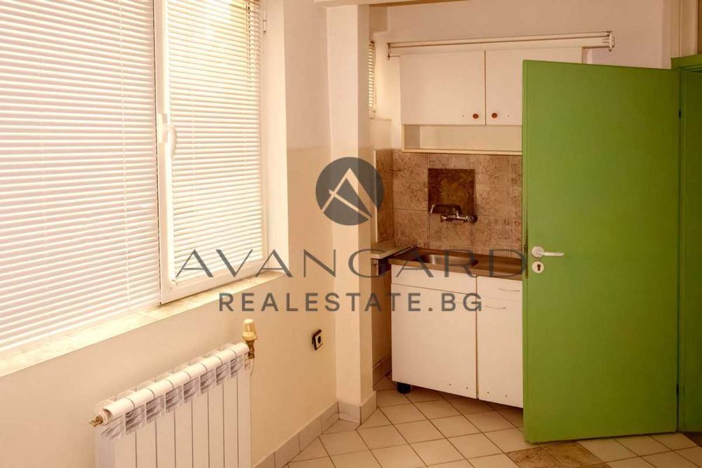 Продава се Тристаен апартамент в Пловдив, Тракия - 72 кв.м за 1729 €/кв.м - Снимка #4