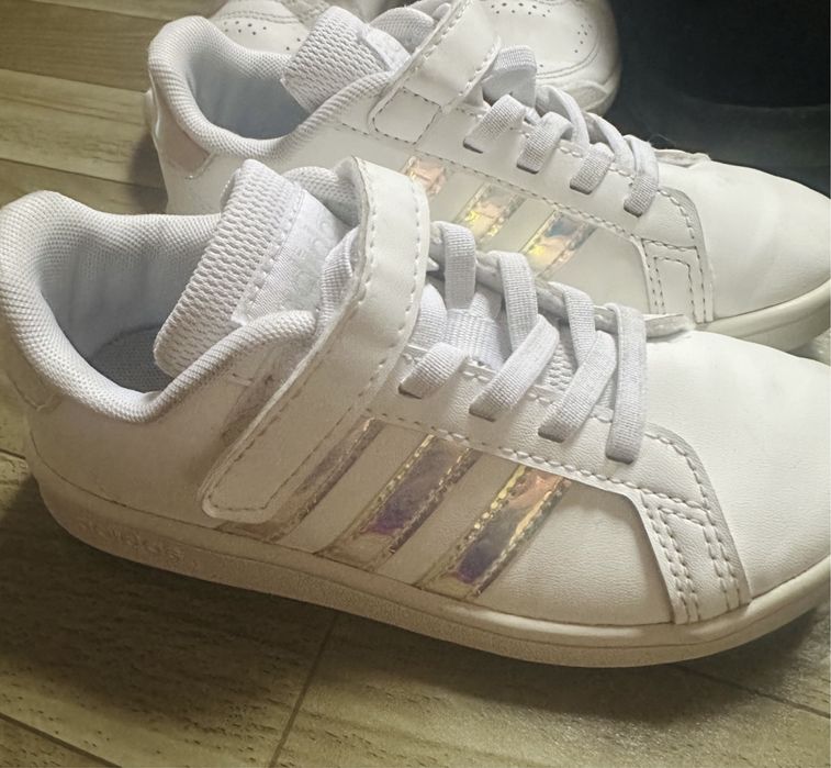 Adidasi fetite Adidas nr 29