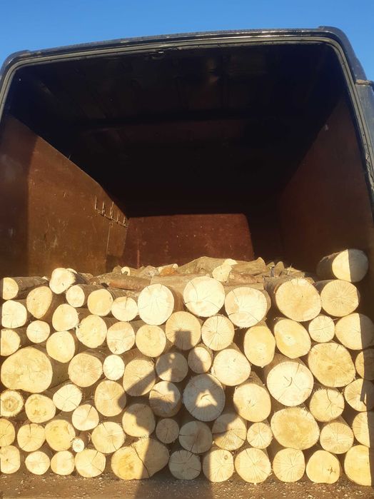 Lemne de foc cu transport la domiciliu