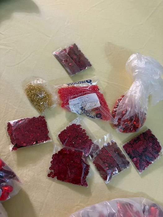 Все что на фото для вышивания