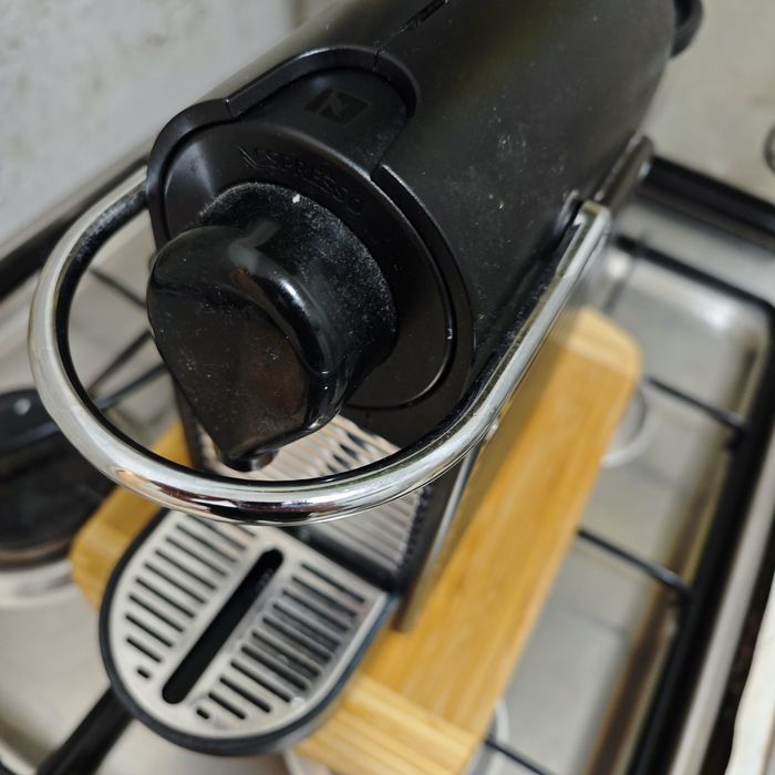 Nespresso C60 utilizat