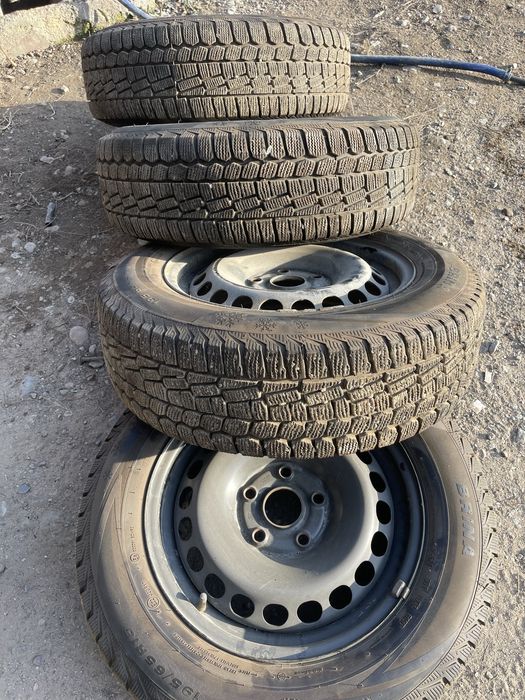 Зимие шины б/у как новая